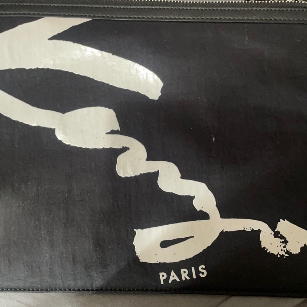 Kenzo clutch